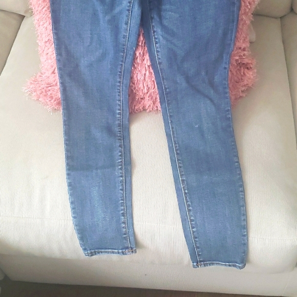 TRUE RELIGION JEANS. - Picture 6 of 6